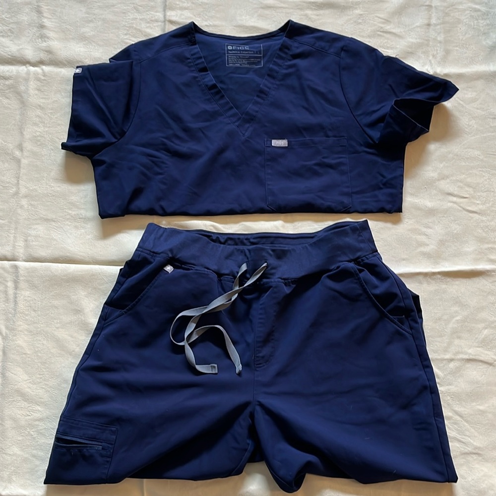 Navy Blue Figs Scrub set